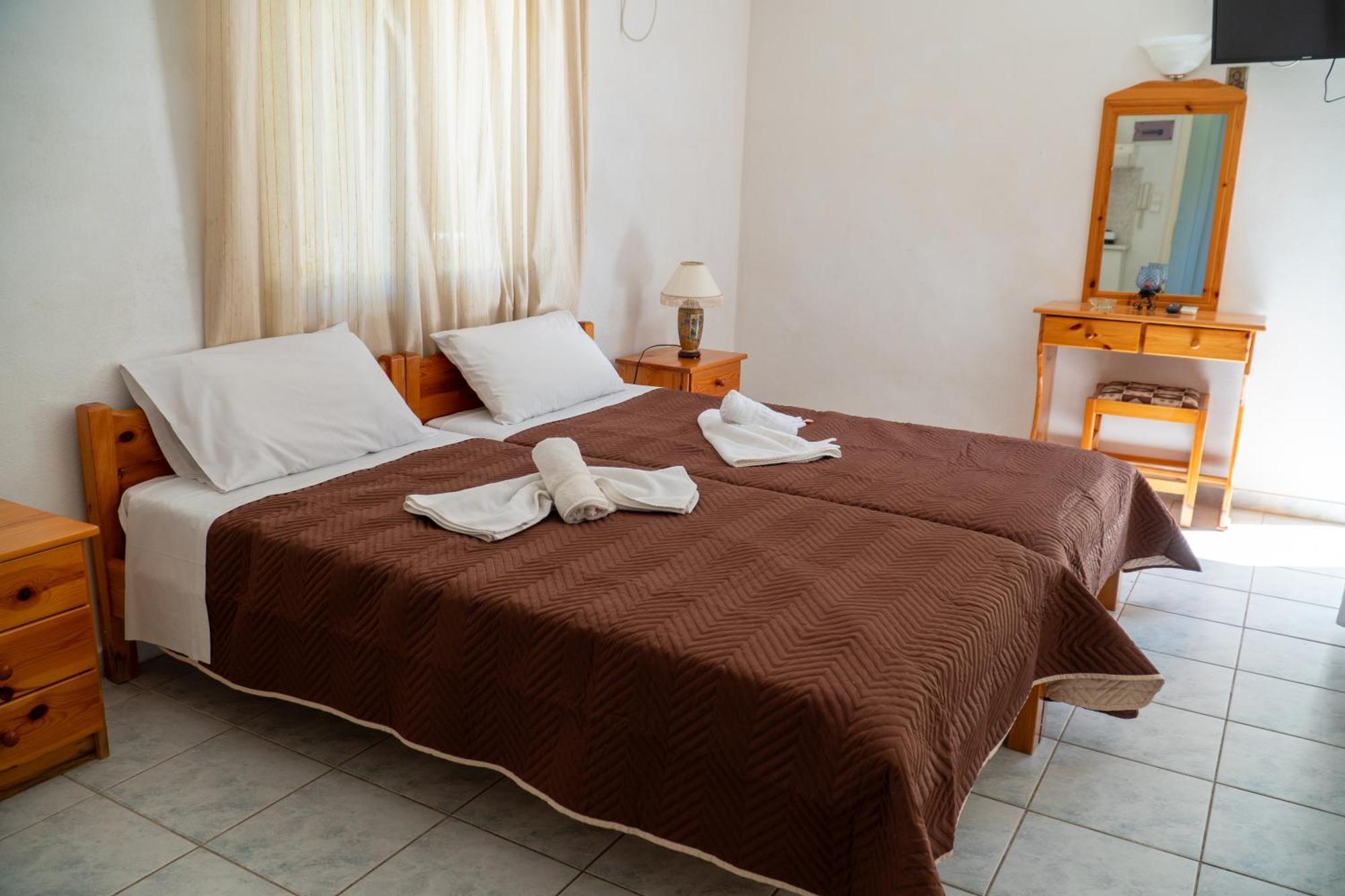 Pagona Hotel Лутра-Эдипсу Экстерьер фото
