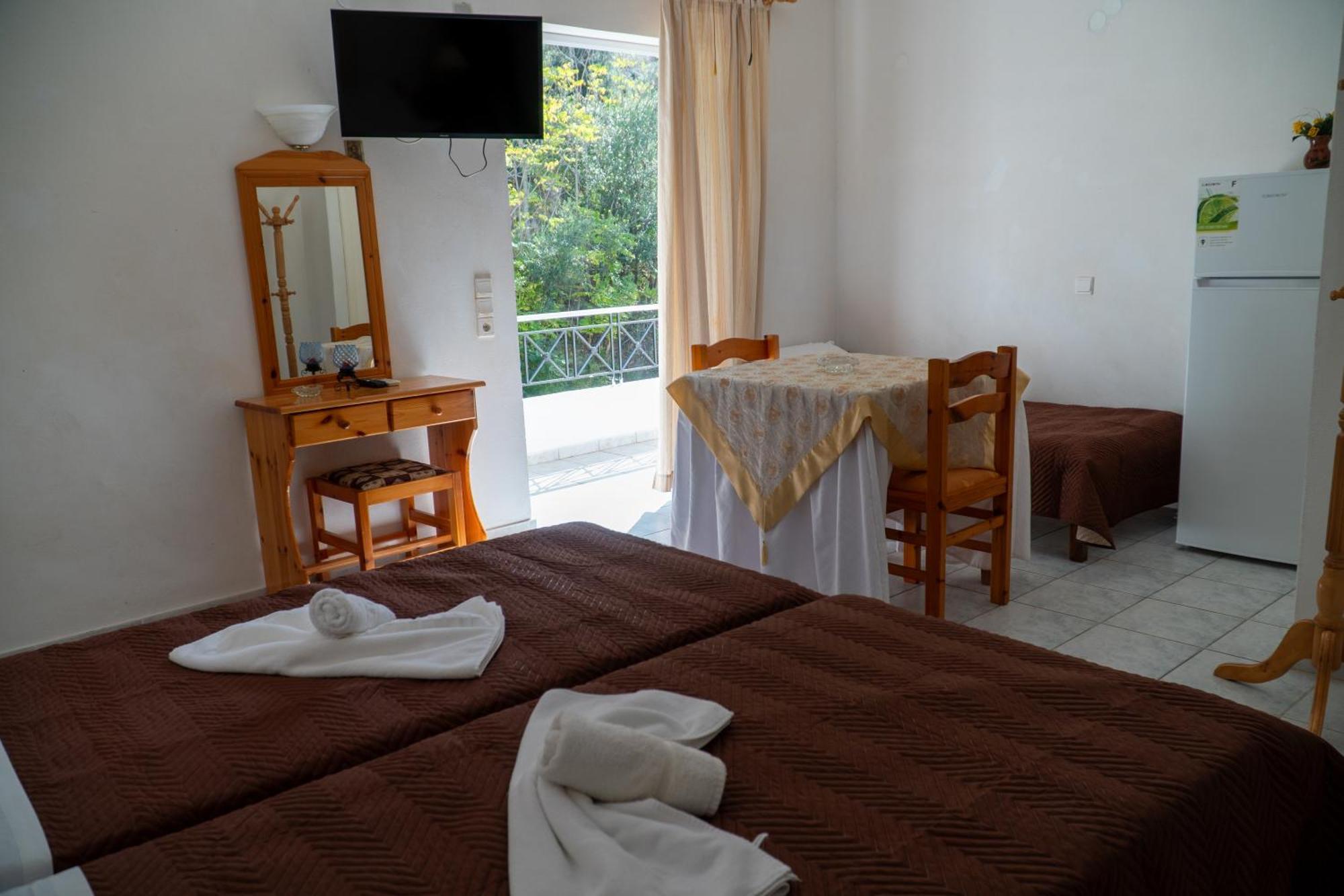 Pagona Hotel Лутра-Эдипсу Экстерьер фото